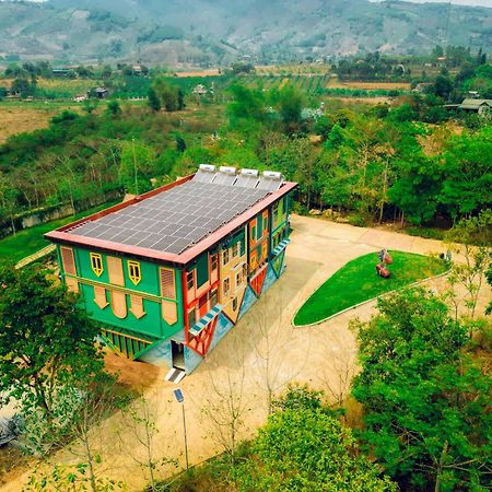 Meddom Park Hotel Cao Phong Bagian luar foto