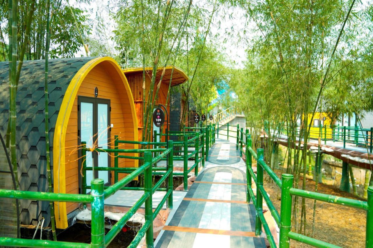 Meddom Park Hotel Cao Phong Bagian luar foto