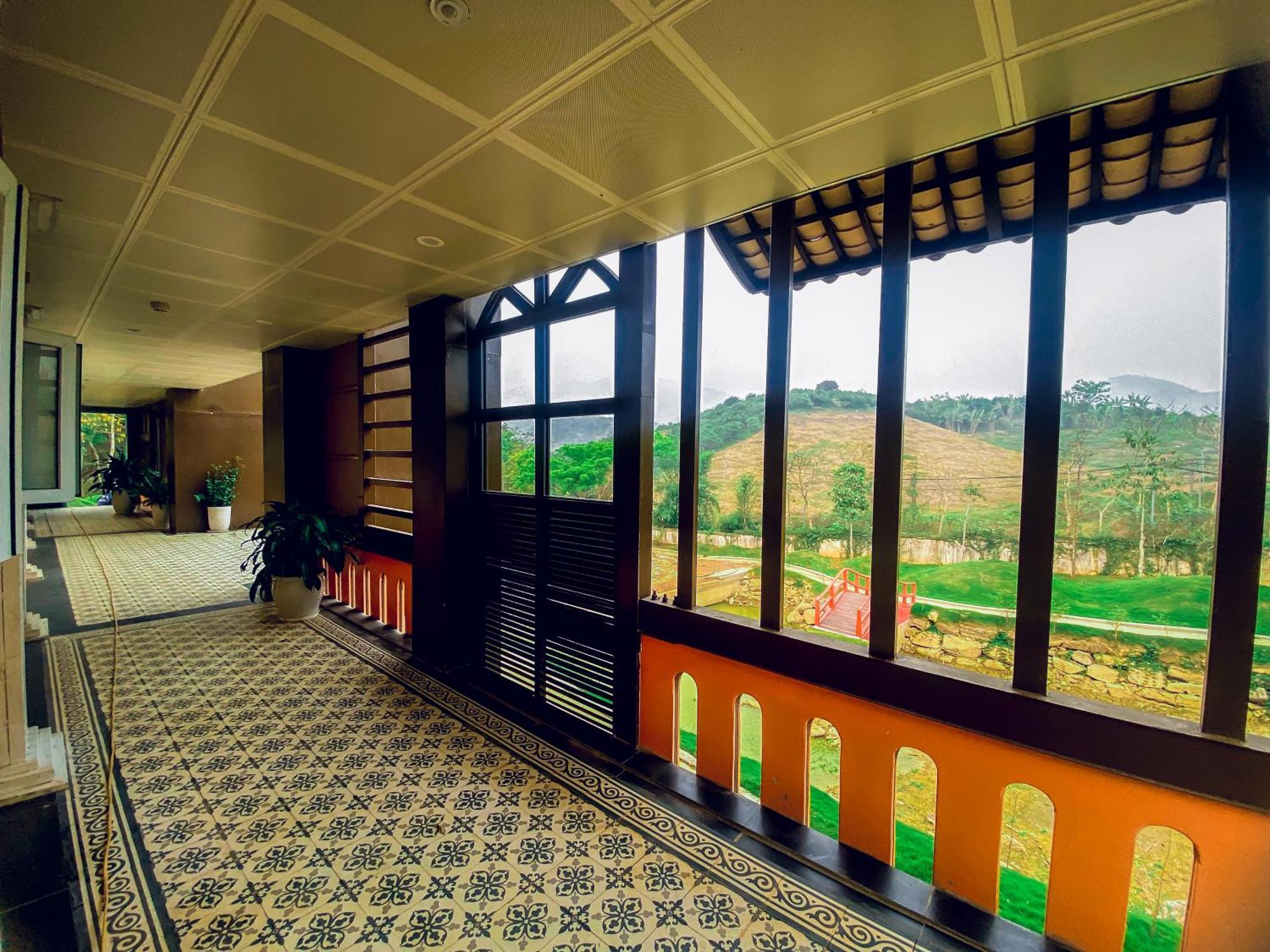 Meddom Park Hotel Cao Phong Bagian luar foto