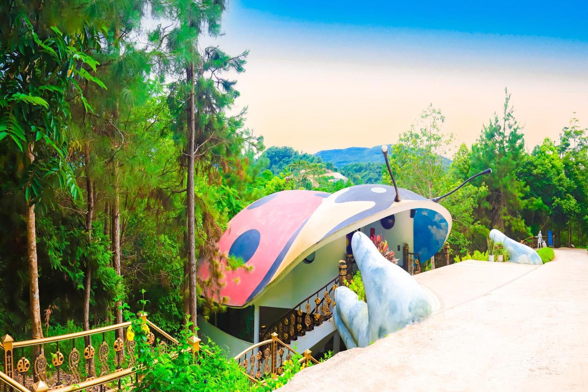 Meddom Park Hotel Cao Phong Bagian luar foto